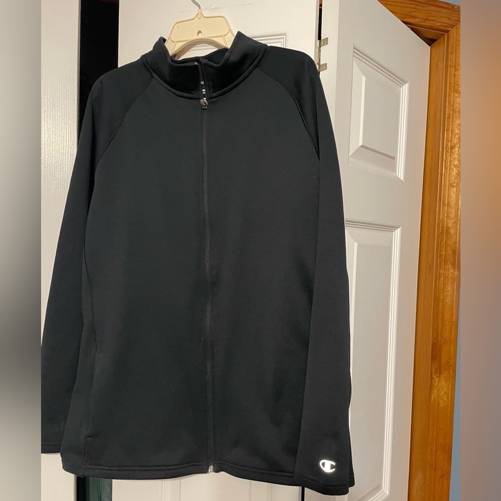 Men’s champion brand black zip up size large